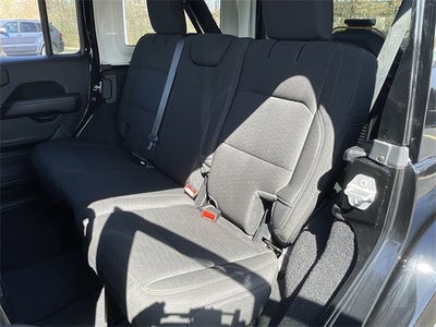 2022 Jeep Wrangler Unlimited Sahara 4x4