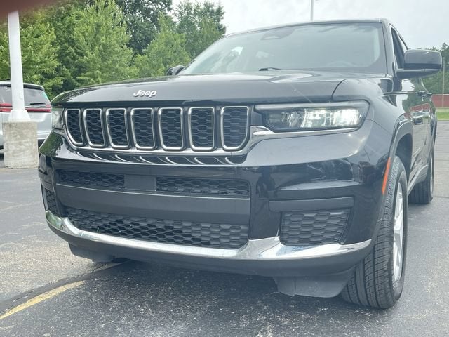 2022 Jeep Grand Cherokee L Laredo 4x4