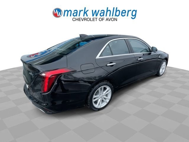 2025 Cadillac CT4 Luxury