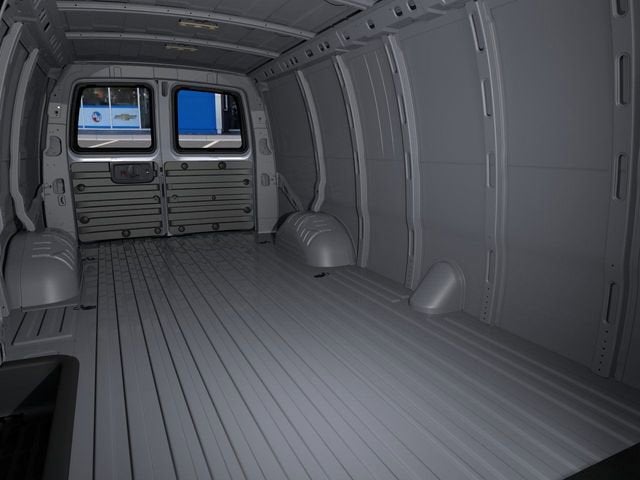 2025 Chevrolet Express Cargo 3500 WT