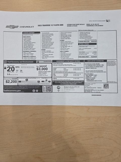 2023 Chevrolet Traverse LT Cloth