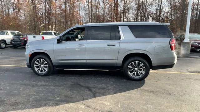 2023 Chevrolet Suburban LS