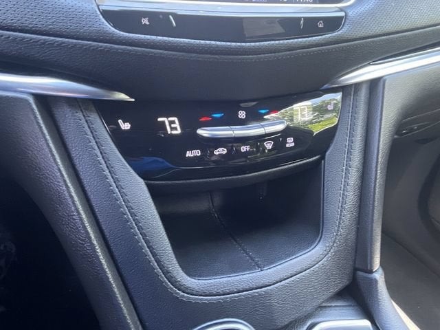 2023 Cadillac XT6 Luxury