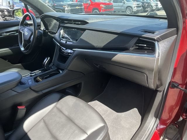 2023 Cadillac XT6 Luxury