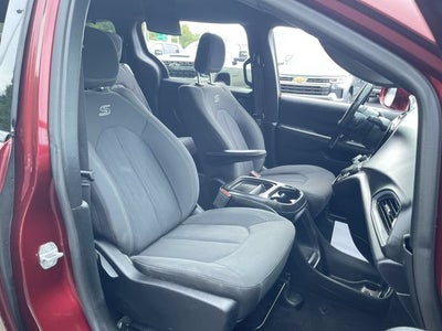 2019 Chrysler Pacifica Touring Plus