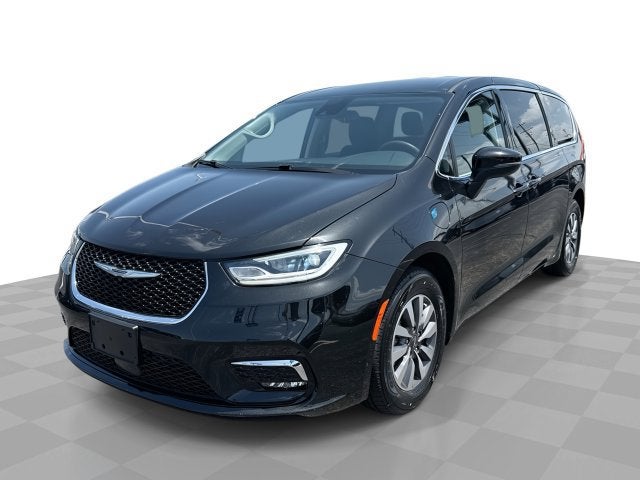 2023 Chrysler Pacifica Hybrid
