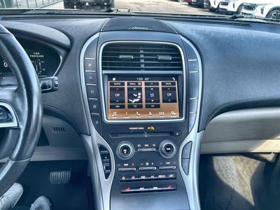 2019 Lincoln Nautilus Select