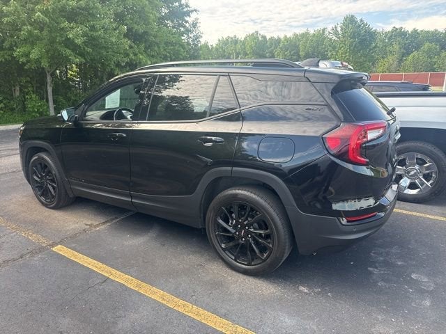 2024 GMC Terrain SLT