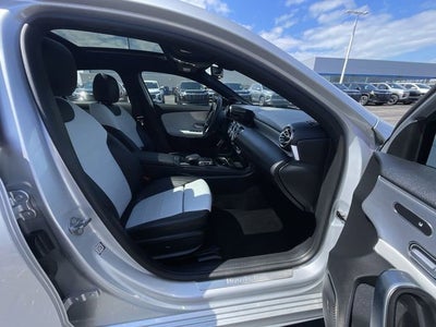 2021 Mercedes-Benz A 220 4MATIC®