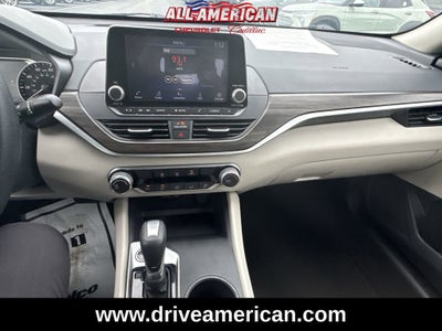 2025 Nissan Altima SV