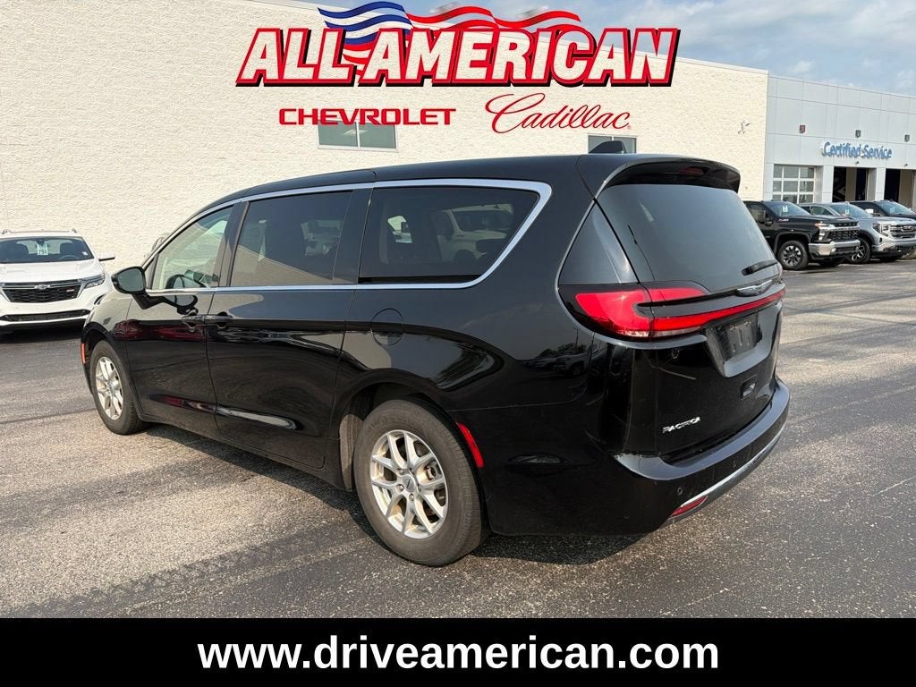2024 Chrysler Pacifica Touring L