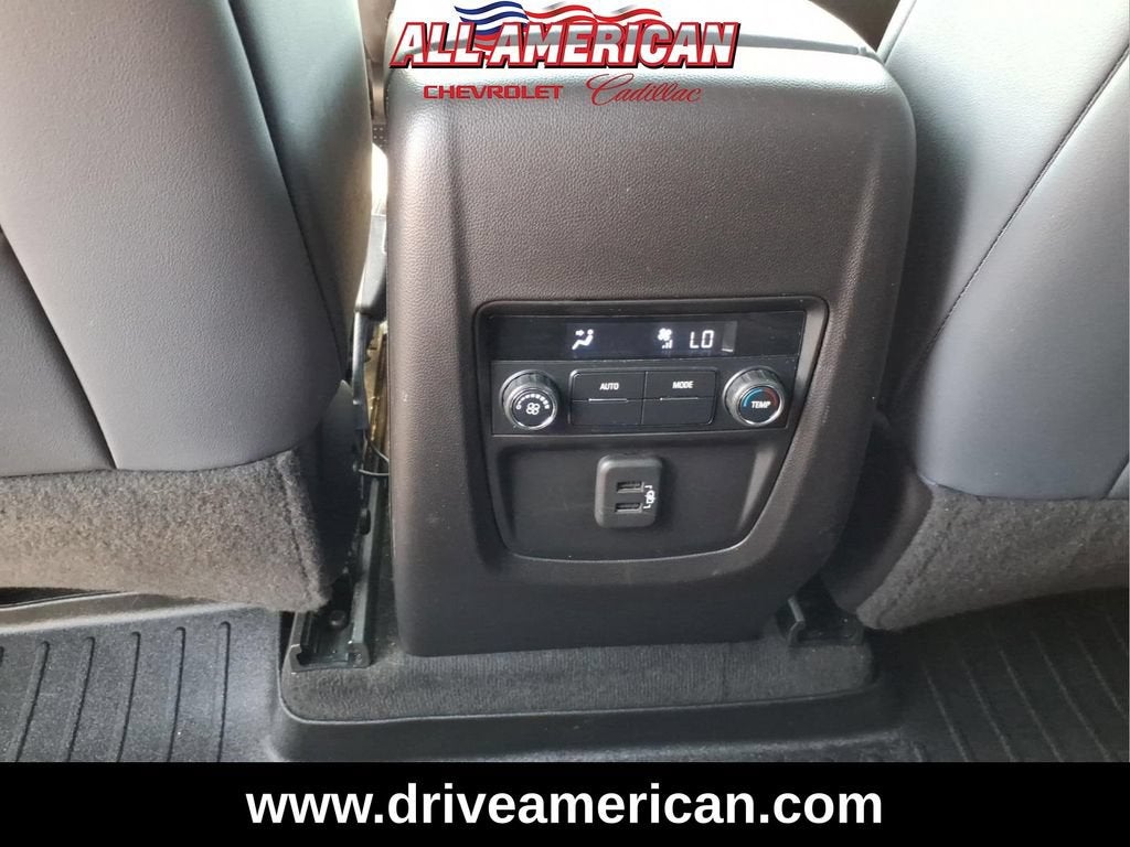 2022 Buick Enclave Essence