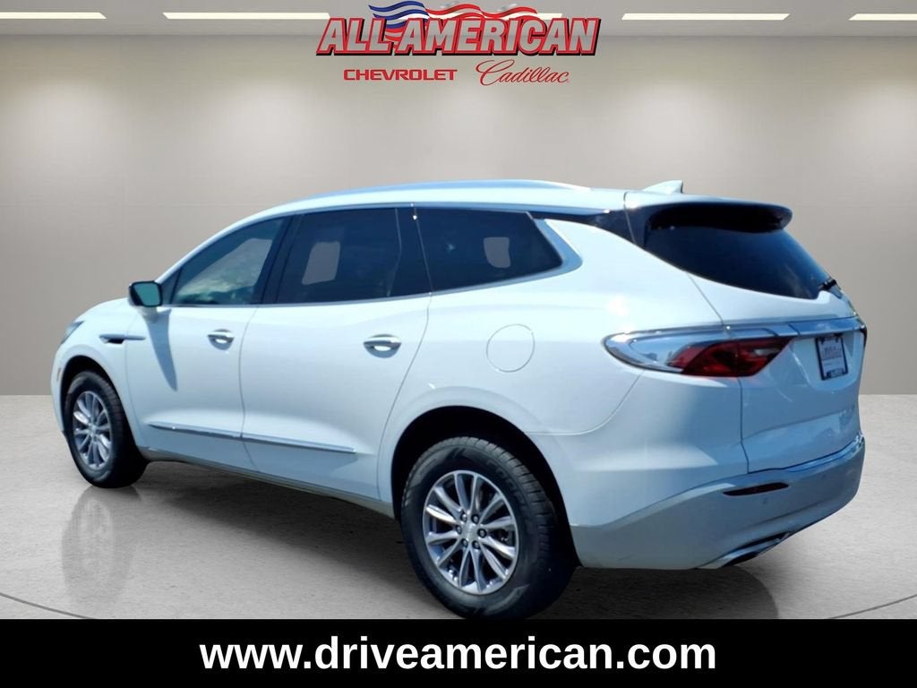 2022 Buick Enclave Essence