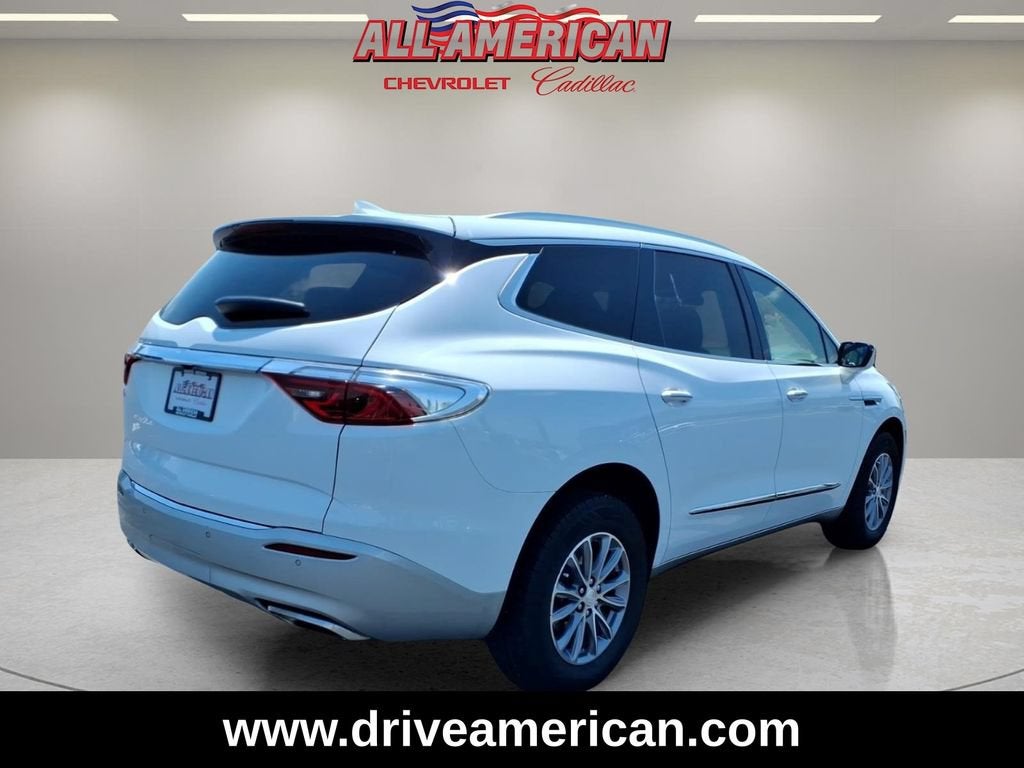 2022 Buick Enclave Essence