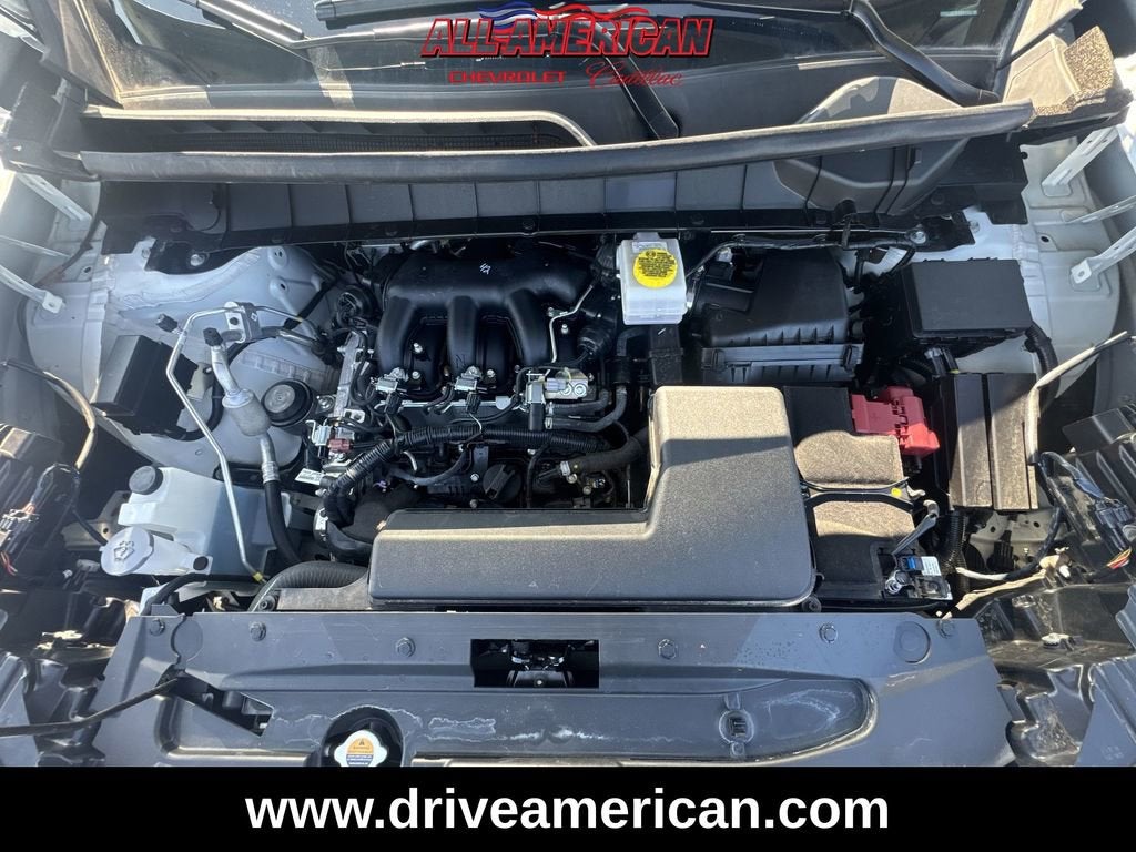 2024 Nissan Pathfinder SV