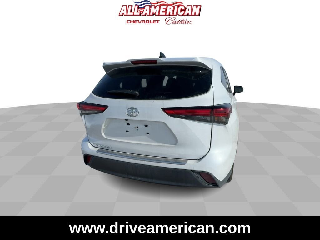 2023 Toyota Highlander L