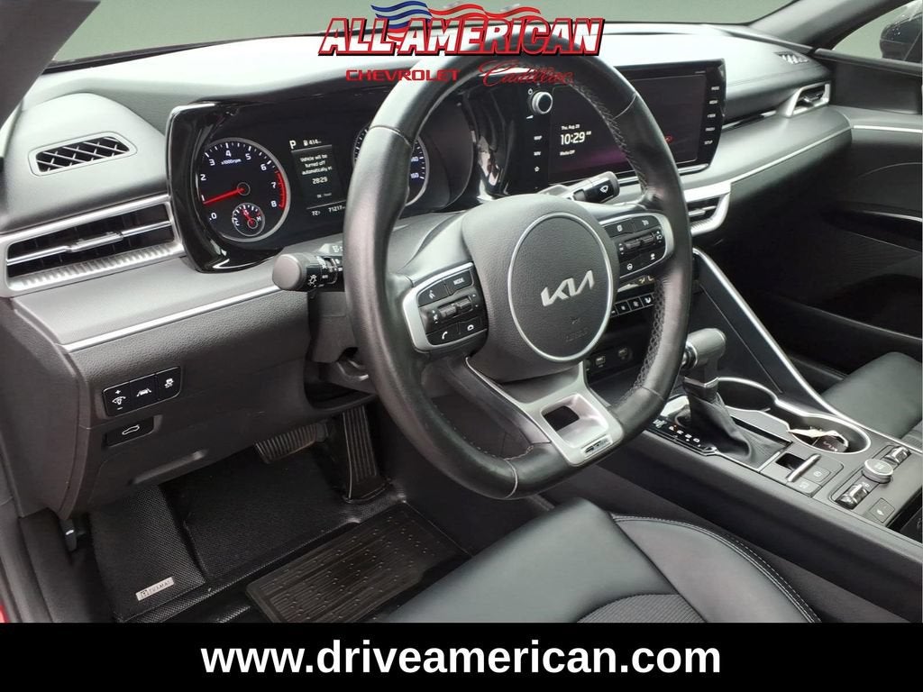 2023 Kia K5 GT-Line