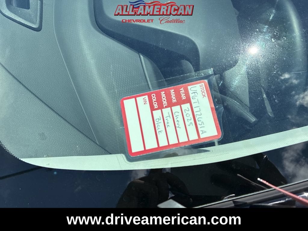 2025 Chevrolet Trax LT