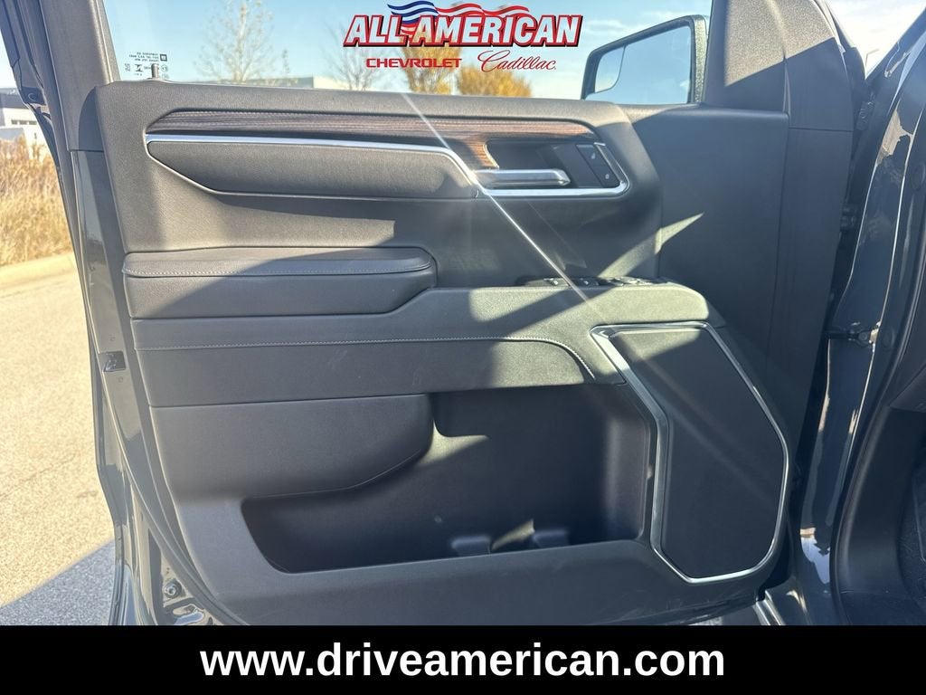 2025 Chevrolet Silverado 1500 LT