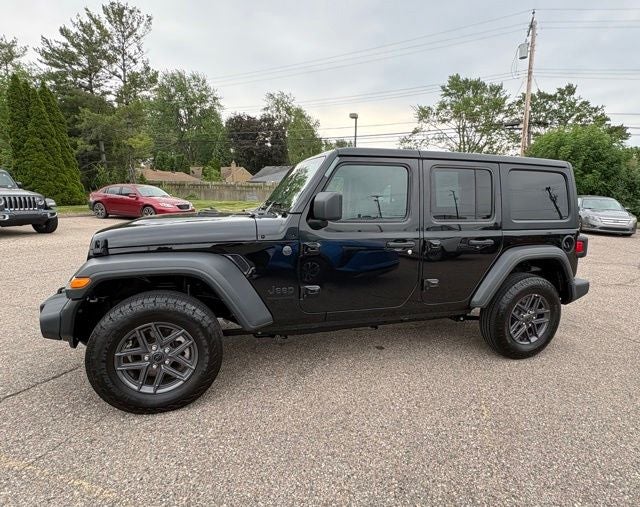 2025 Jeep Wrangler 4-Door Summit 4x4