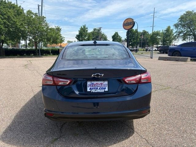 2022 Chevrolet Malibu FWD LT