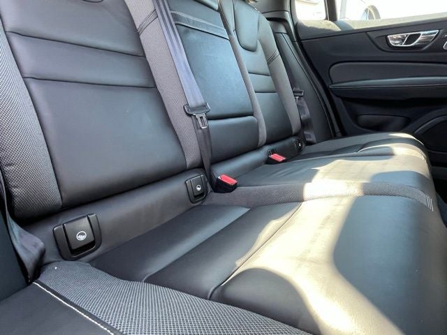 2019 Volvo S60 T6 R-Design