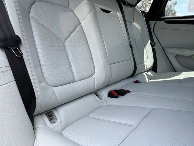 2024 Porsche Macan S