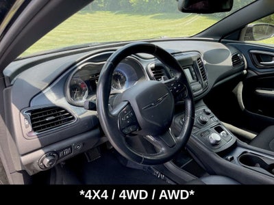 2016 Chrysler 200 S