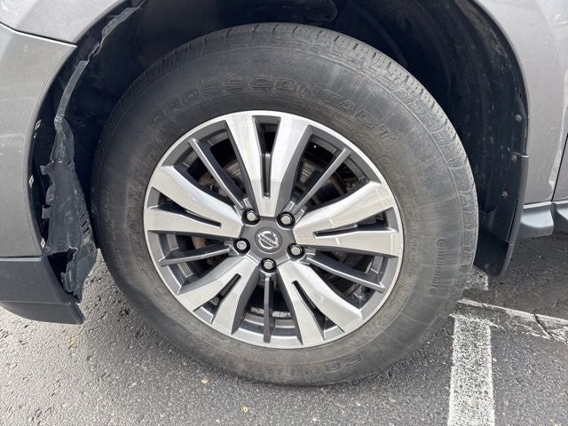 2019 Nissan Pathfinder SV