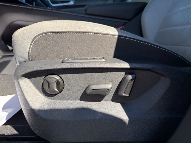 2025 Volkswagen Atlas Cross Sport 2.0T SEL