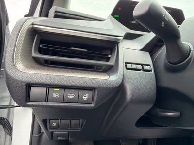2025 Toyota Prius XLE