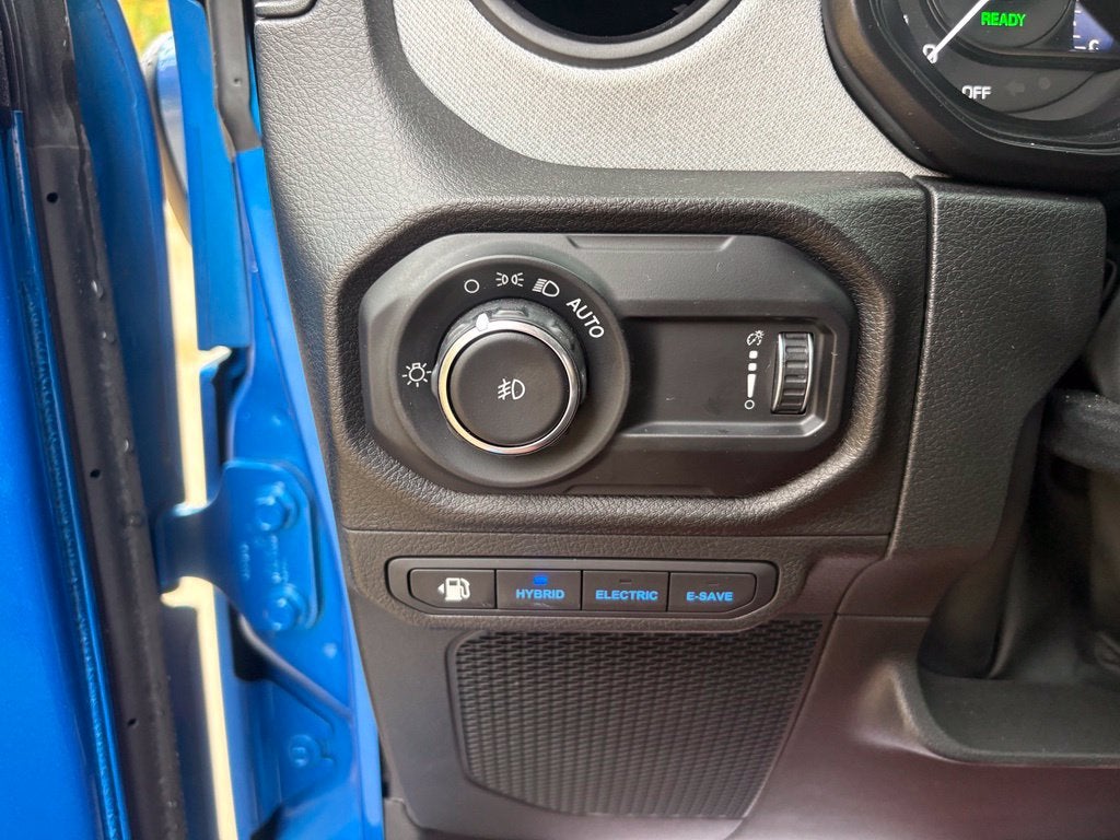 2024 Jeep Wrangler Willys 4xe