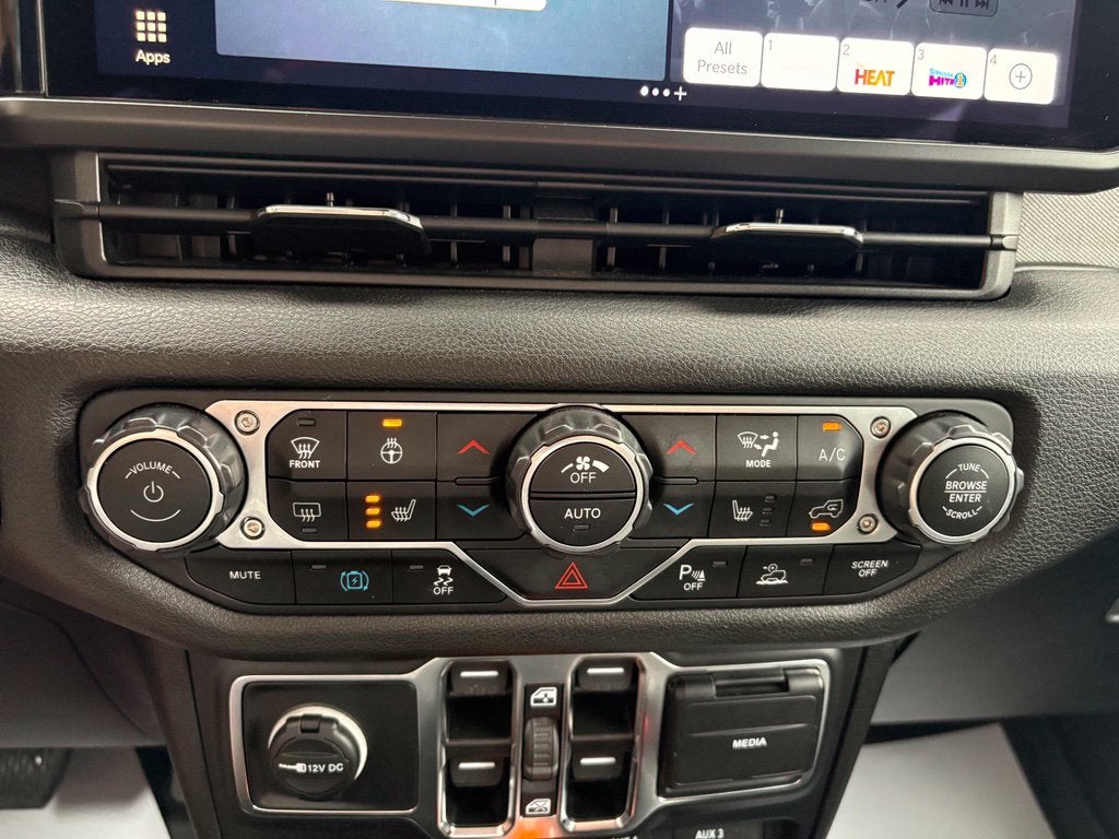 2024 Jeep Wrangler Willys 4xe