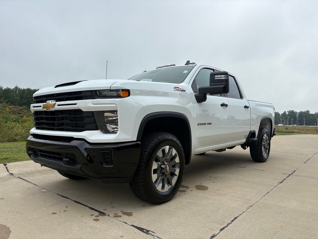 2026 Chevrolet Silverado 2500HD Custom