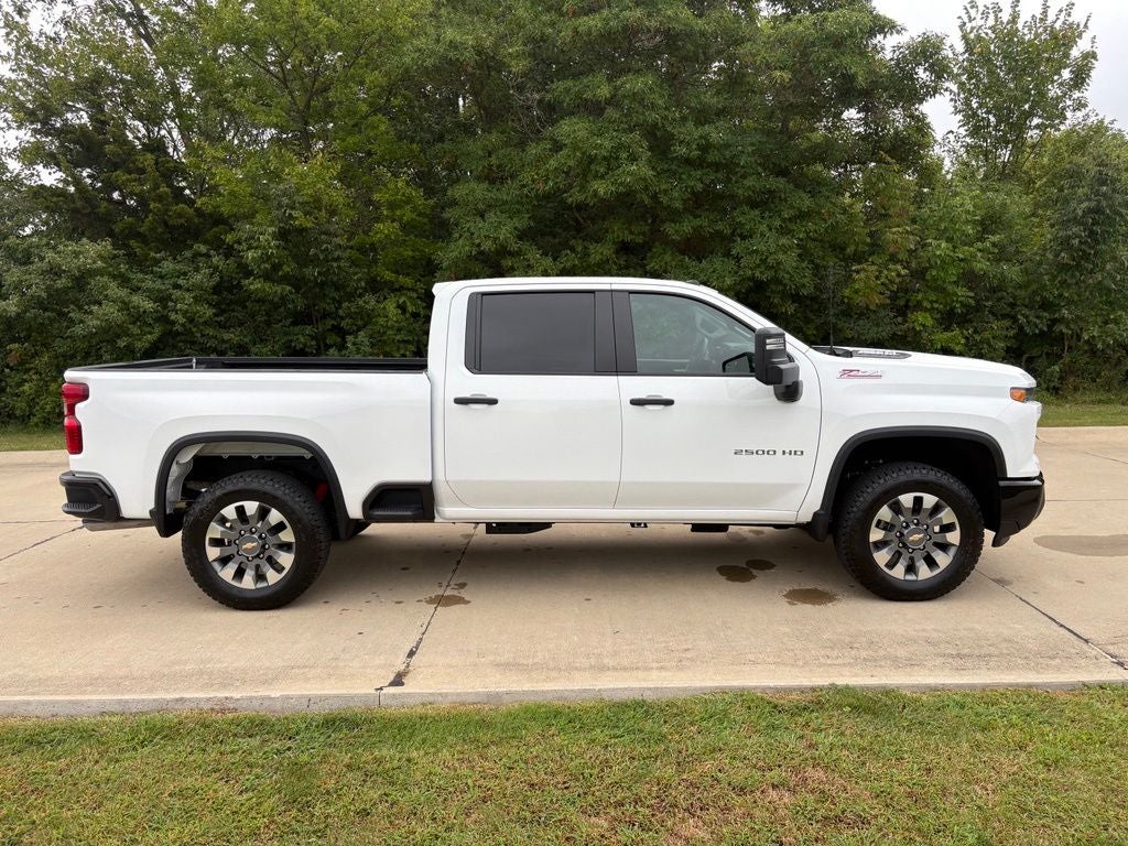 2026 Chevrolet Silverado 2500HD Custom