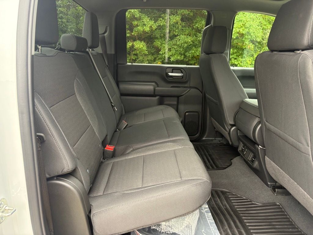 2026 Chevrolet Silverado 2500HD Custom