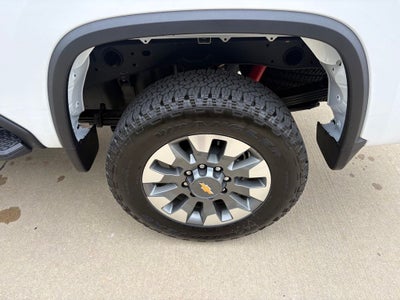 2026 Chevrolet Silverado 2500HD Custom