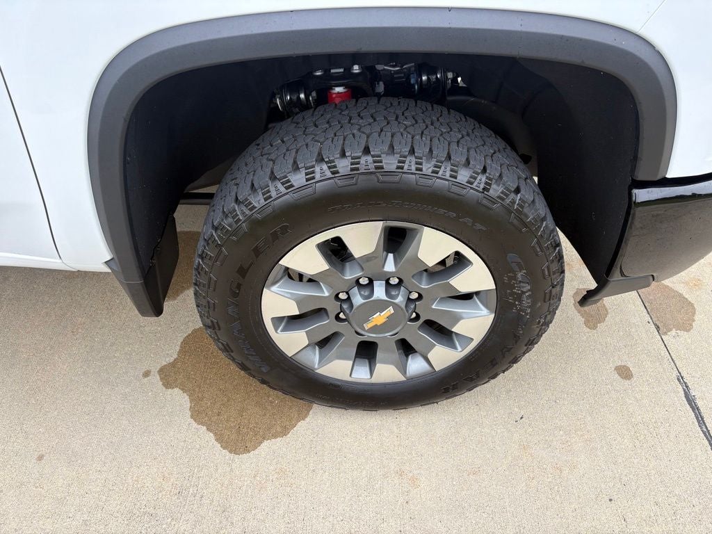 2026 Chevrolet Silverado 2500HD Custom