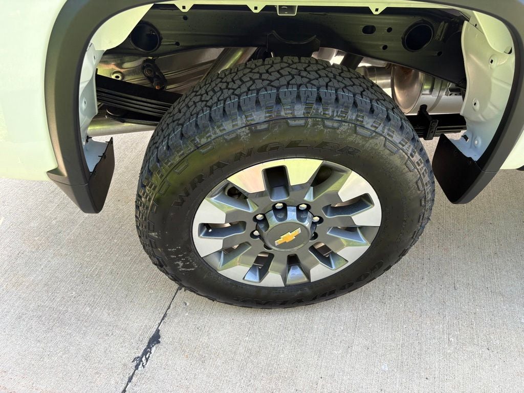 2026 Chevrolet Silverado 2500HD Custom