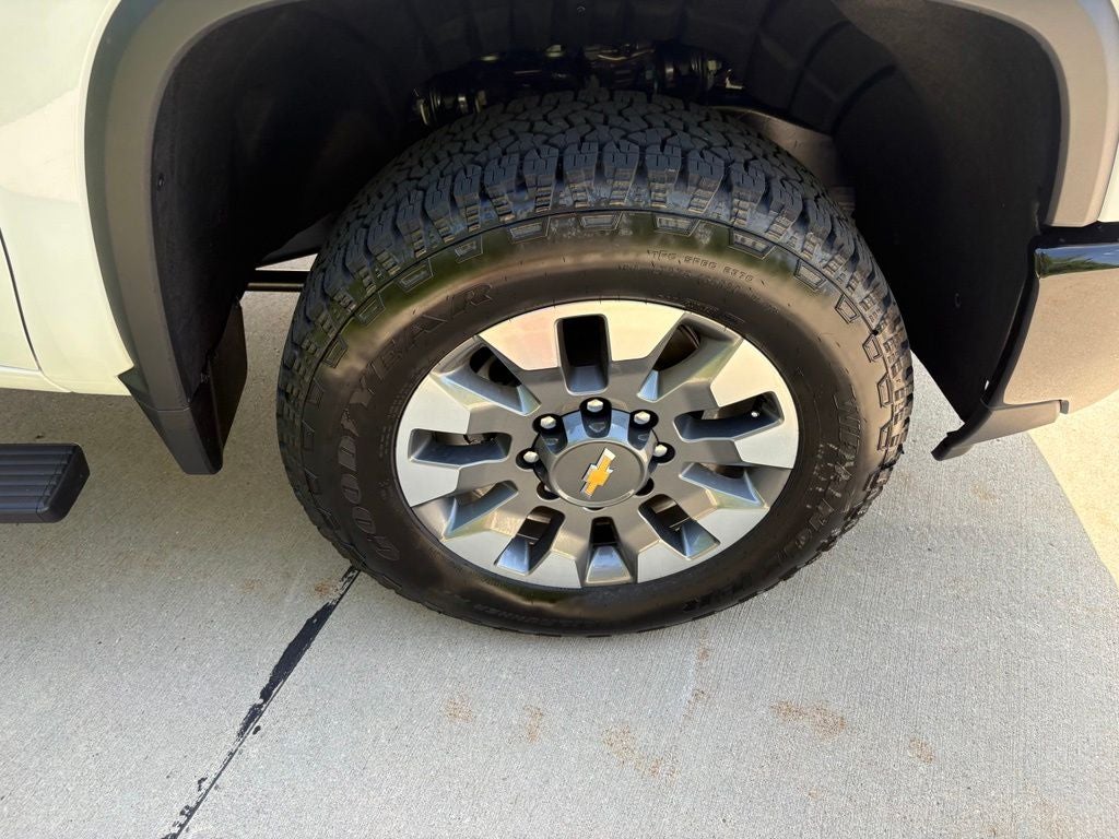 2026 Chevrolet Silverado 2500HD Custom