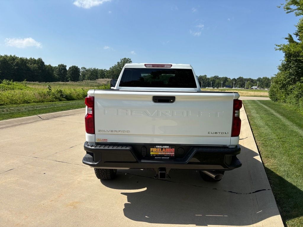 2026 Chevrolet Silverado 2500HD Custom
