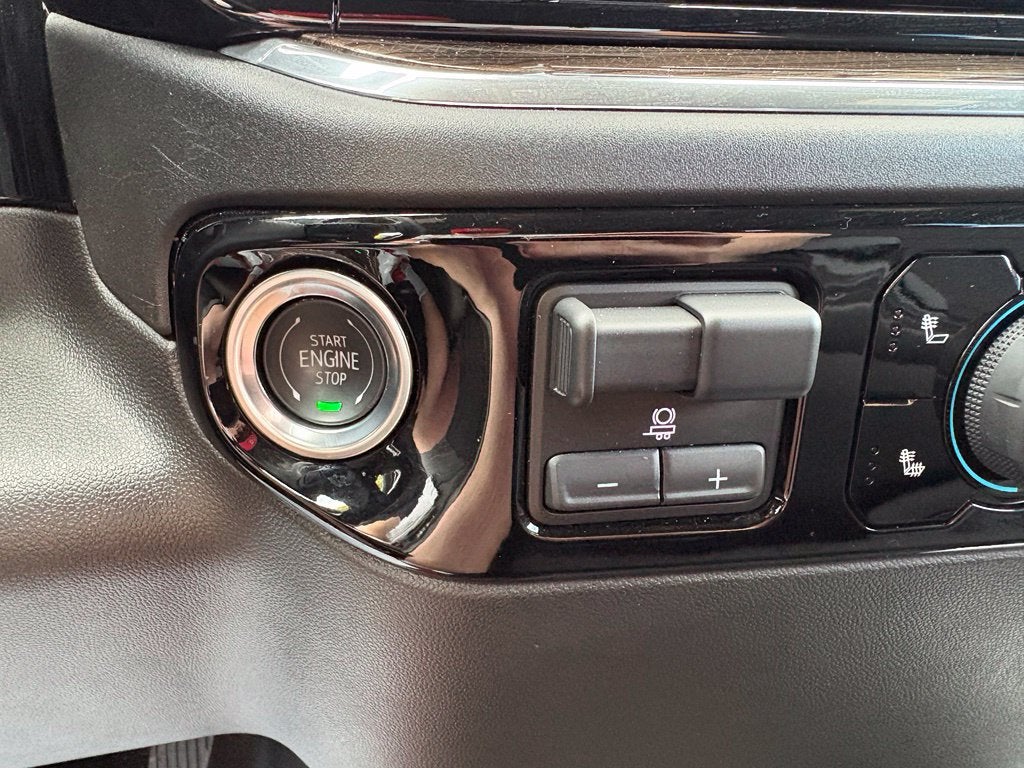 2025 Chevrolet Silverado 1500 LT LT1