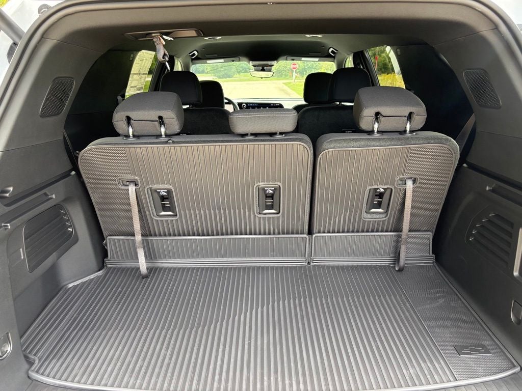 2027 Chevrolet Traverse LT 1LT