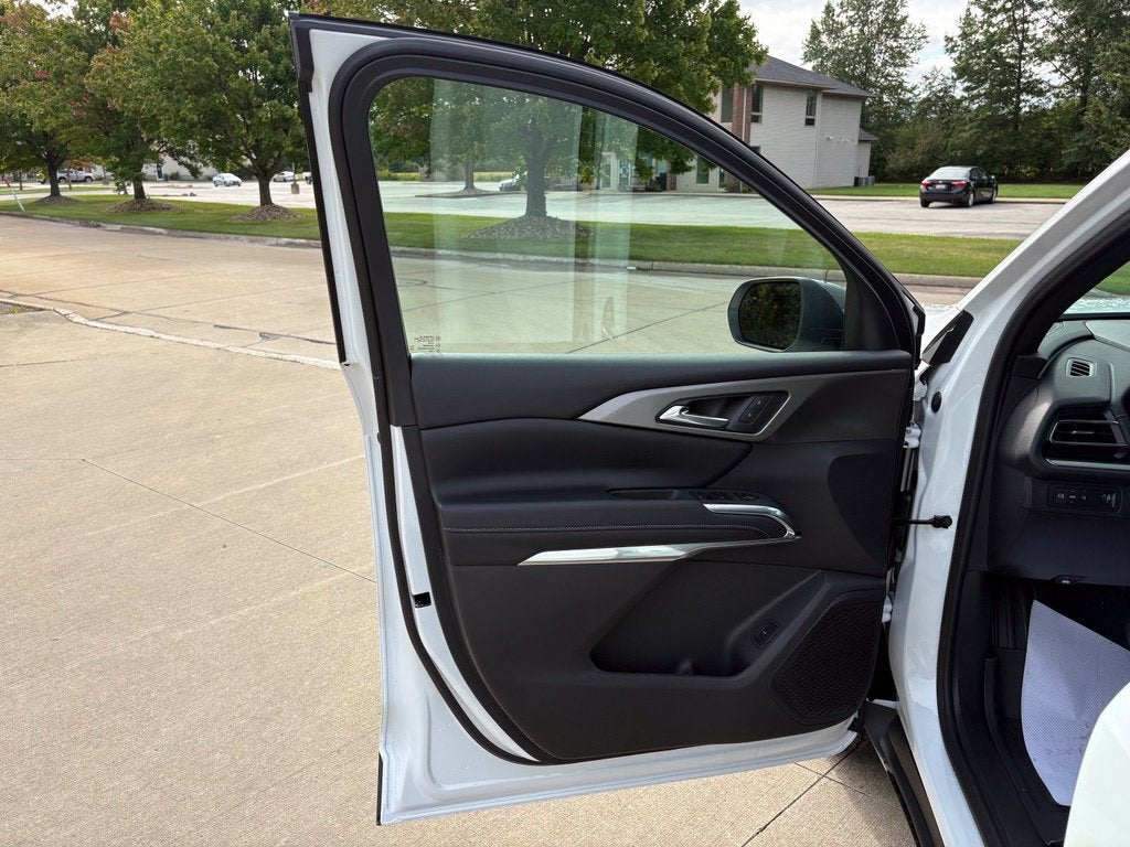 2027 Chevrolet Traverse LT 1LT