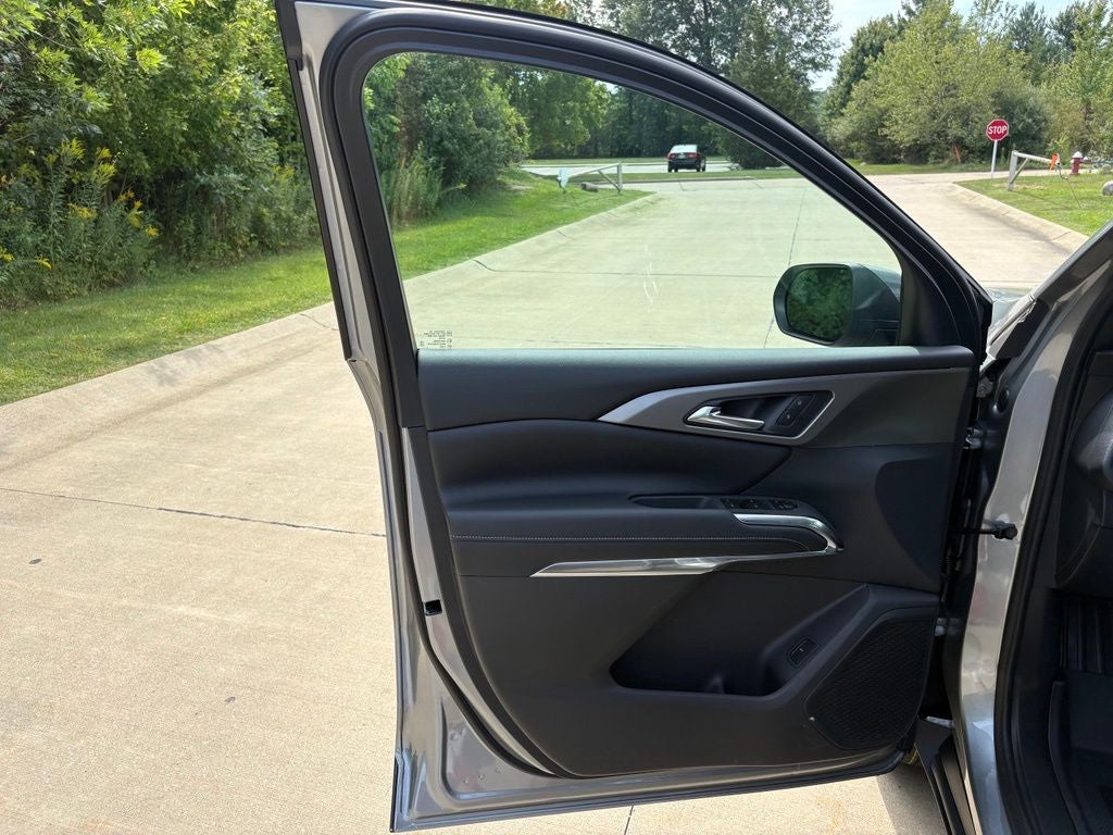 2027 Chevrolet Traverse LT 1LT
