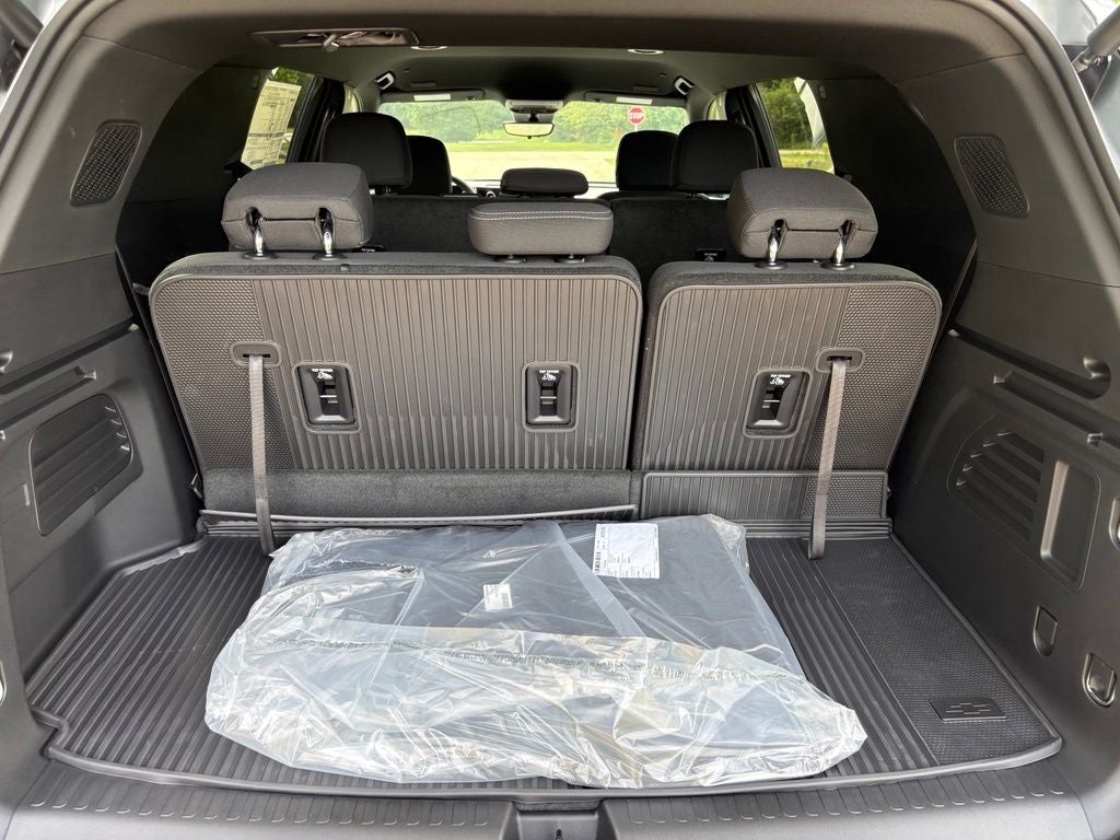 2027 Chevrolet Traverse LT 1LT