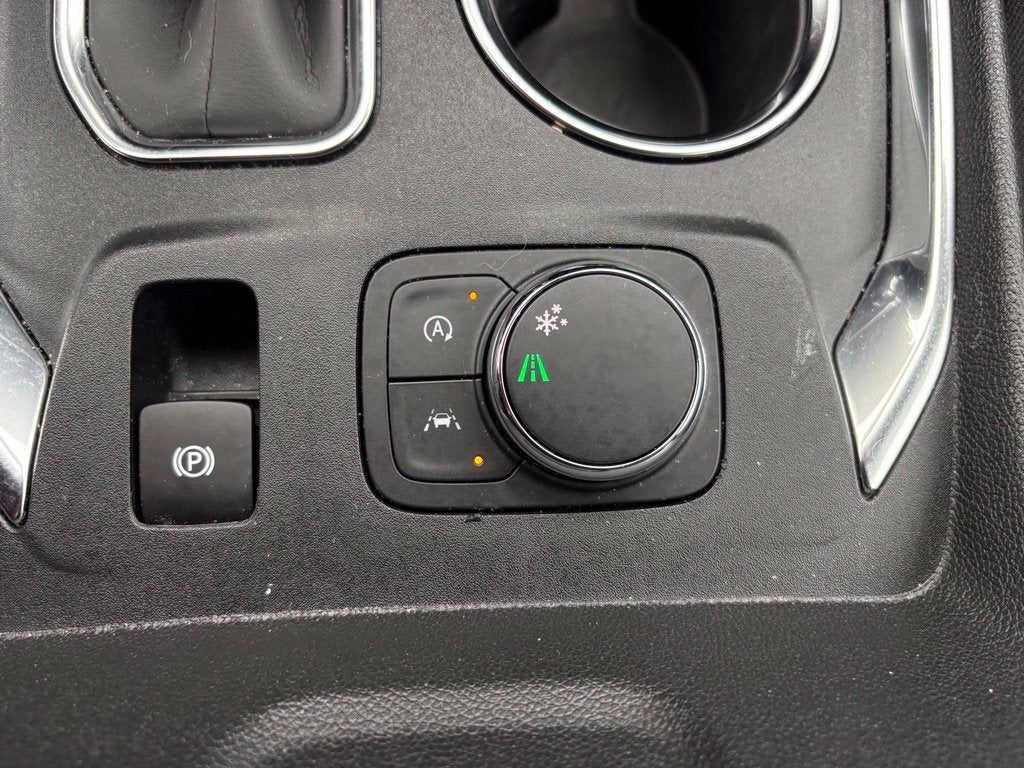 2024 Chevrolet Traverse Limited LT Cloth