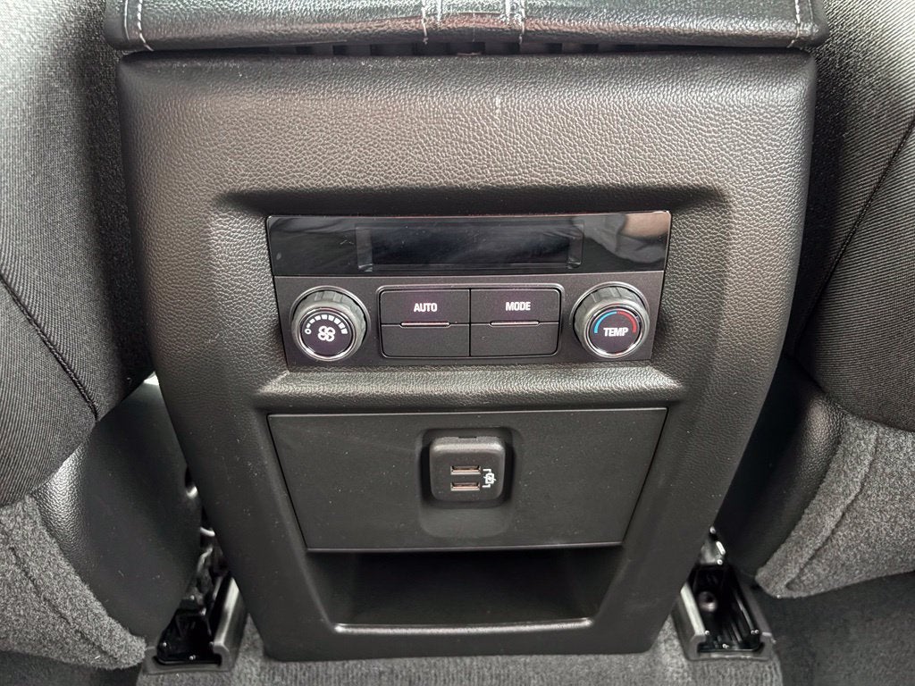 2024 Chevrolet Traverse Limited LT Cloth