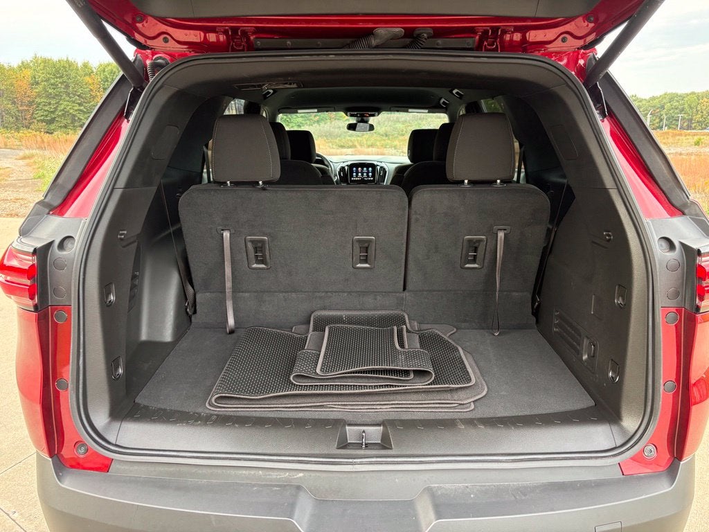 2024 Chevrolet Traverse Limited LT Cloth