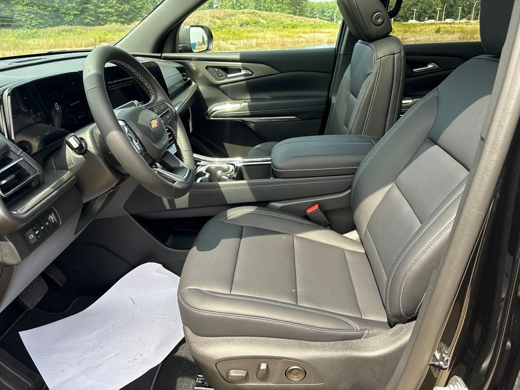 2027 Chevrolet Traverse LT 2LT